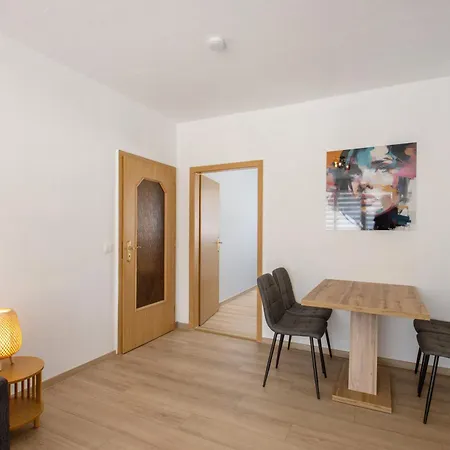 San Marino 3 Mucheln