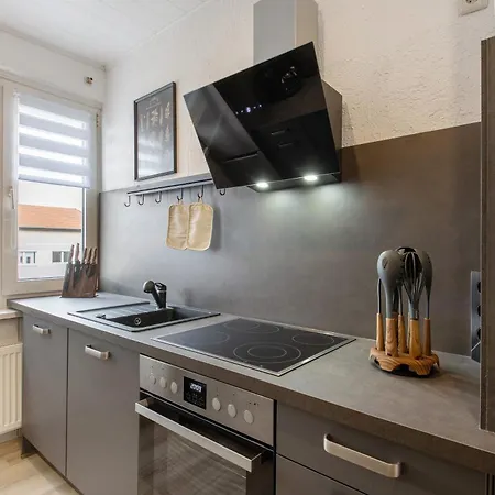 San Marino 3 Apartment